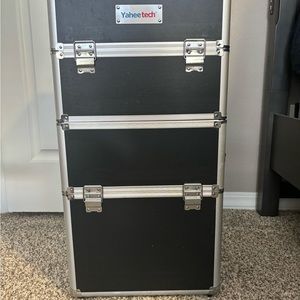 Yaheetech Professional Rolling Makeup Case Train